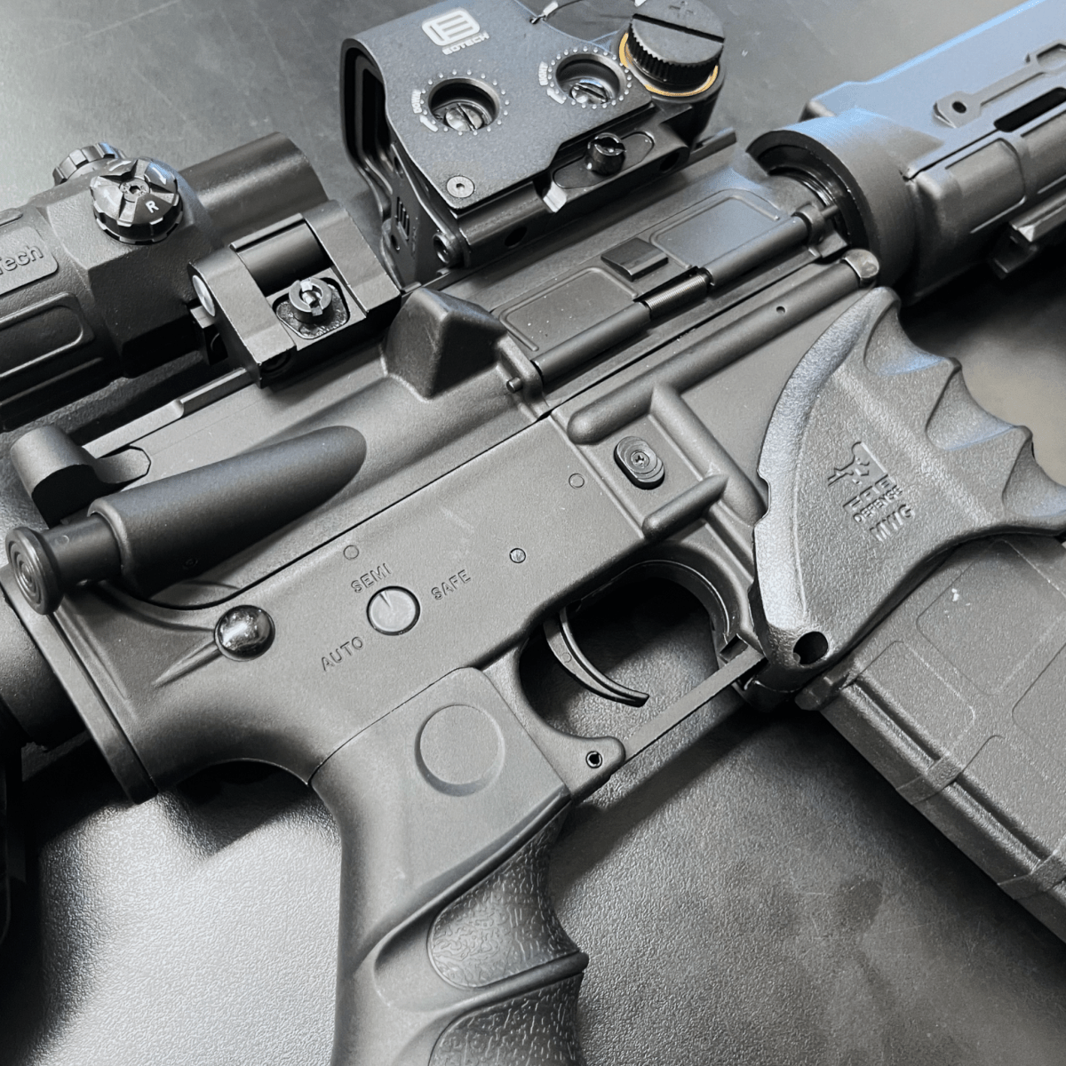 „MOE's Tavern“ Custom AEG M4 Gel Blaster
