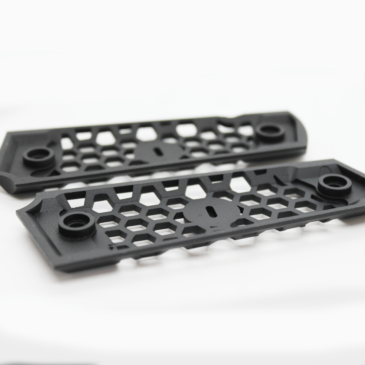 We Tech 1911 Hex Cut Grip – Schwarz