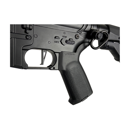 „M4 Striker“ GBG Custom – Gel Blaster (Metall)